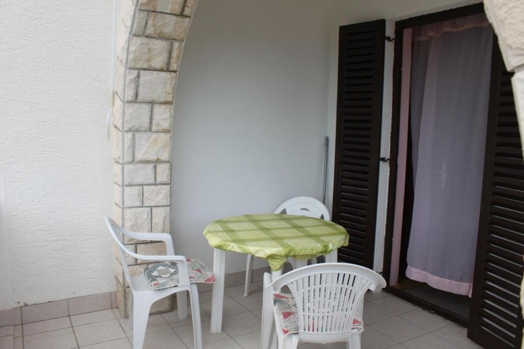 Summer House In Novalja Exterior photo